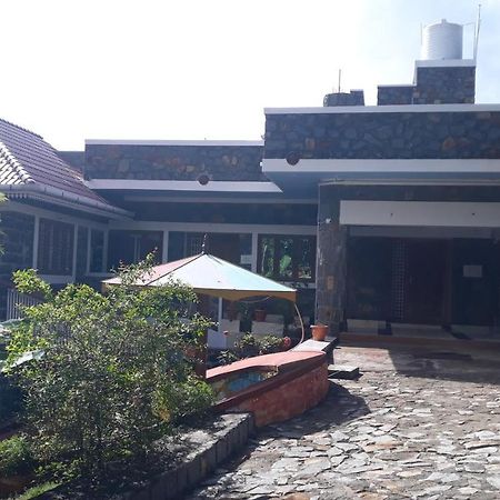 Lion Resort Hill View Ambatturai Exterior photo