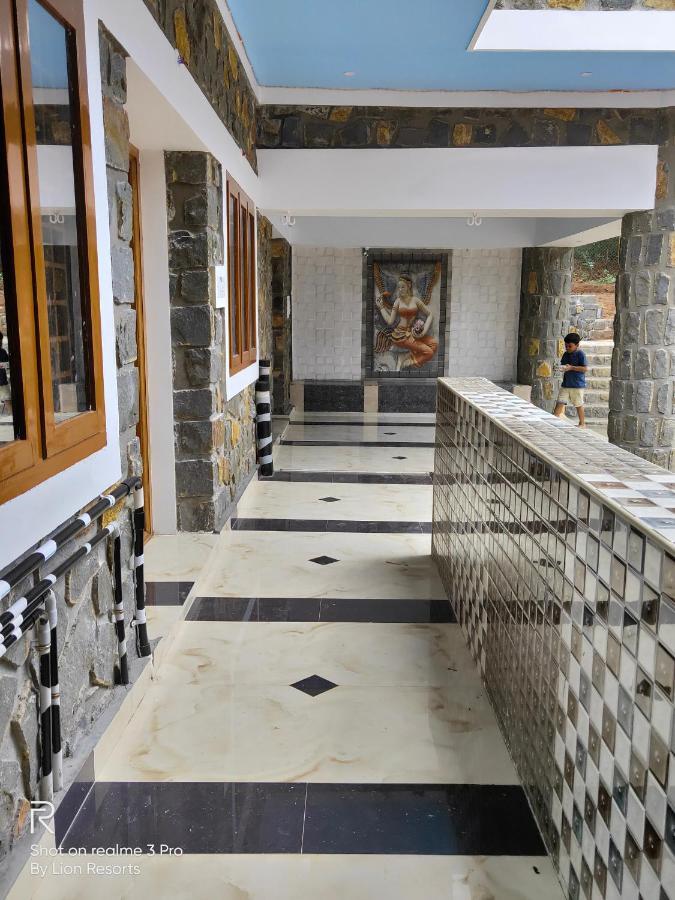 Lion Resort Hill View Ambatturai Exterior photo
